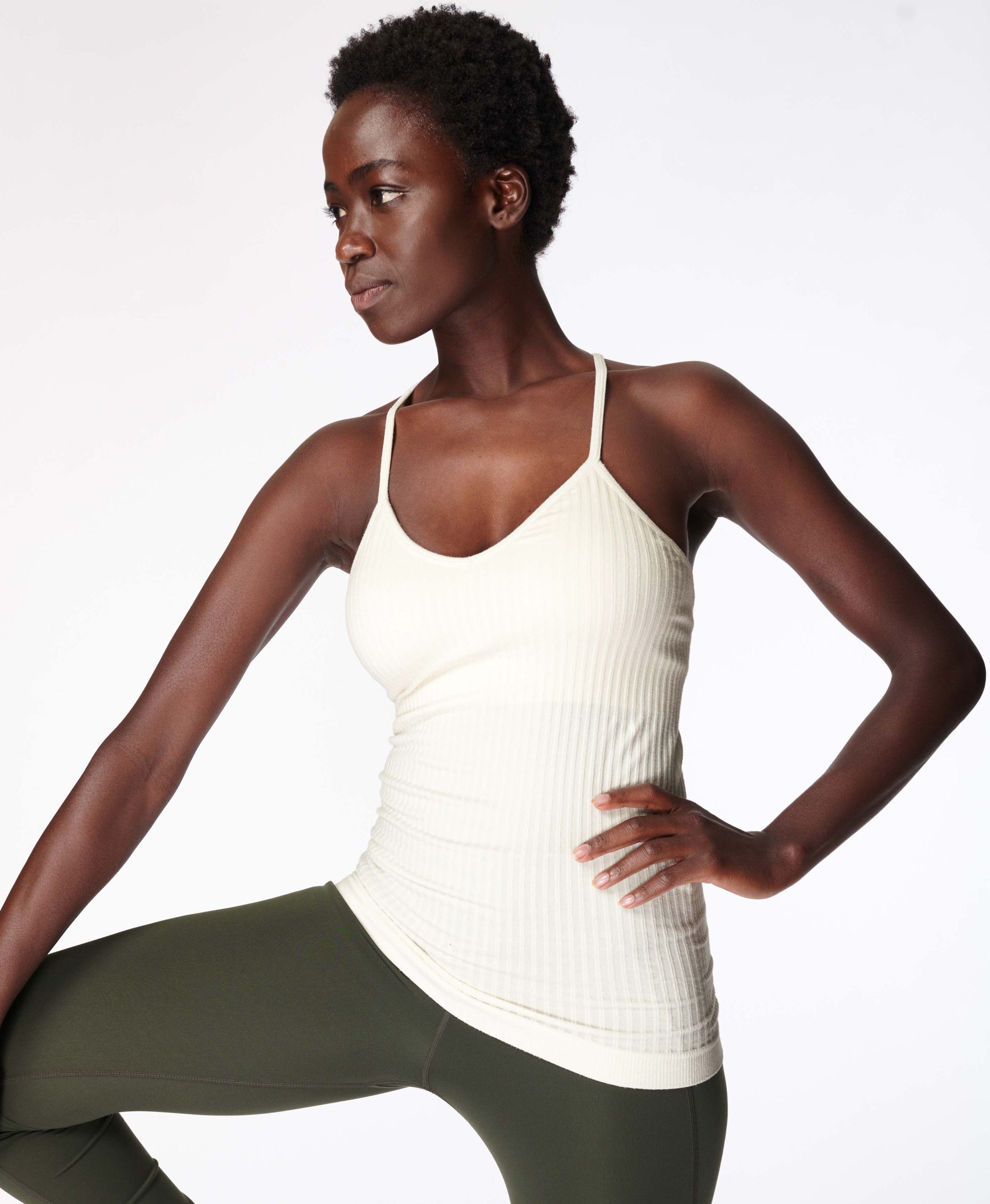 Sustainable activewear  Eco-friendly kit for workouts - Women's Fitness