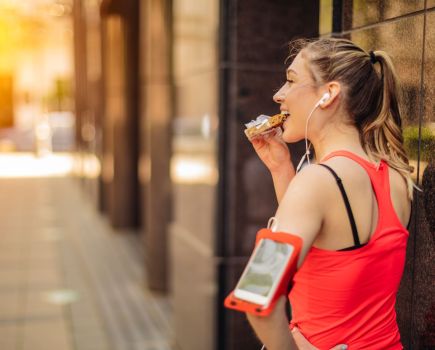 runner carbohydrates carbs per day guide running