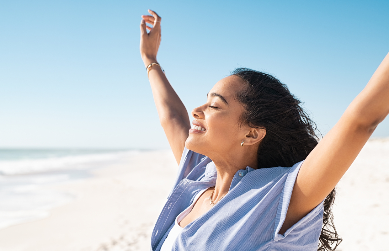 walking on beach sand health fitness benefits