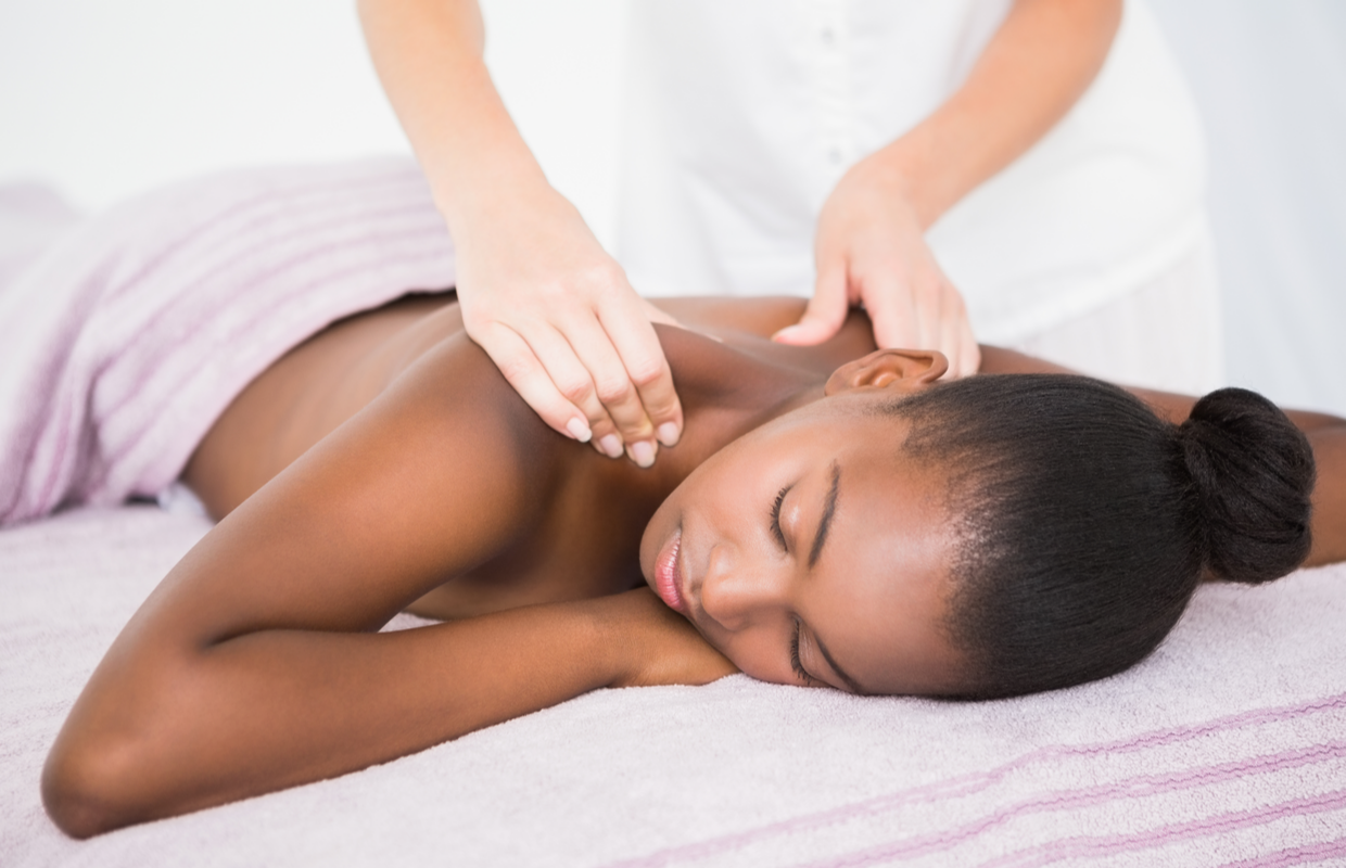 Sports massage: benefits, risks and what to expect