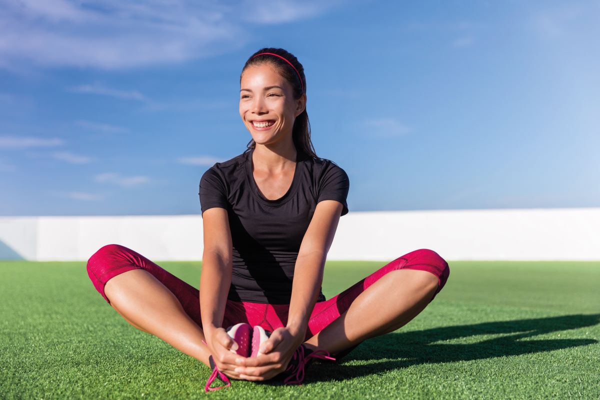 woman meditating during menstrual cycle