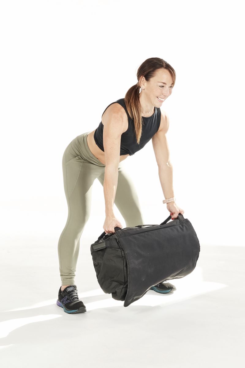 sandbag bent over row exercise demonstration