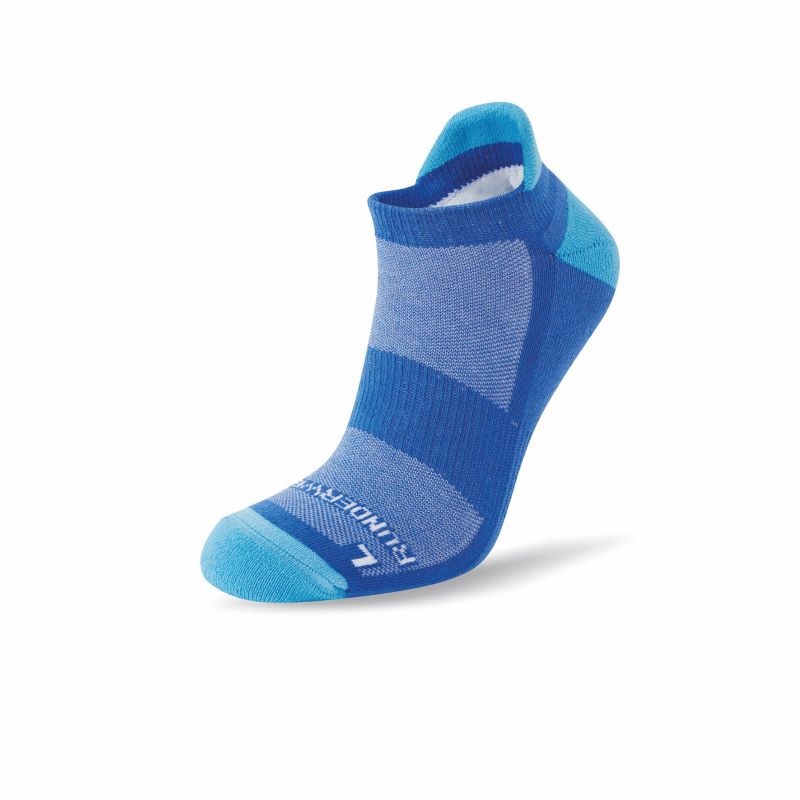 anti-blister socks in blue
