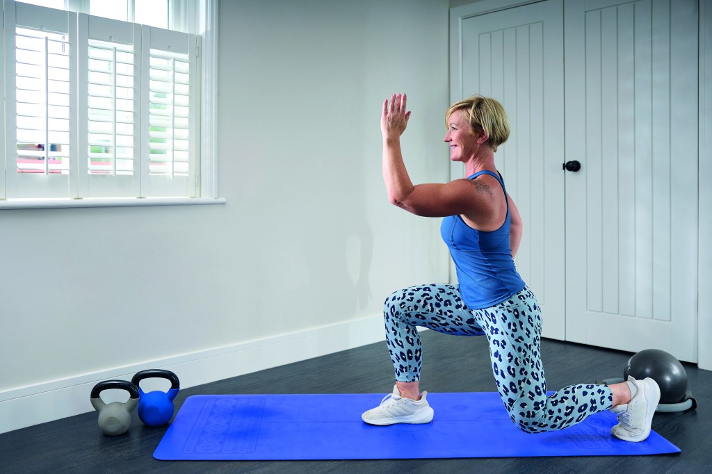 Get legs of steel in just 15 minutes with the best leg workout from home