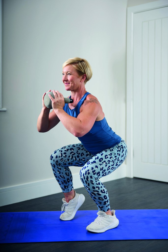 Get legs of steel in just 15 minutes with the best leg workout from home