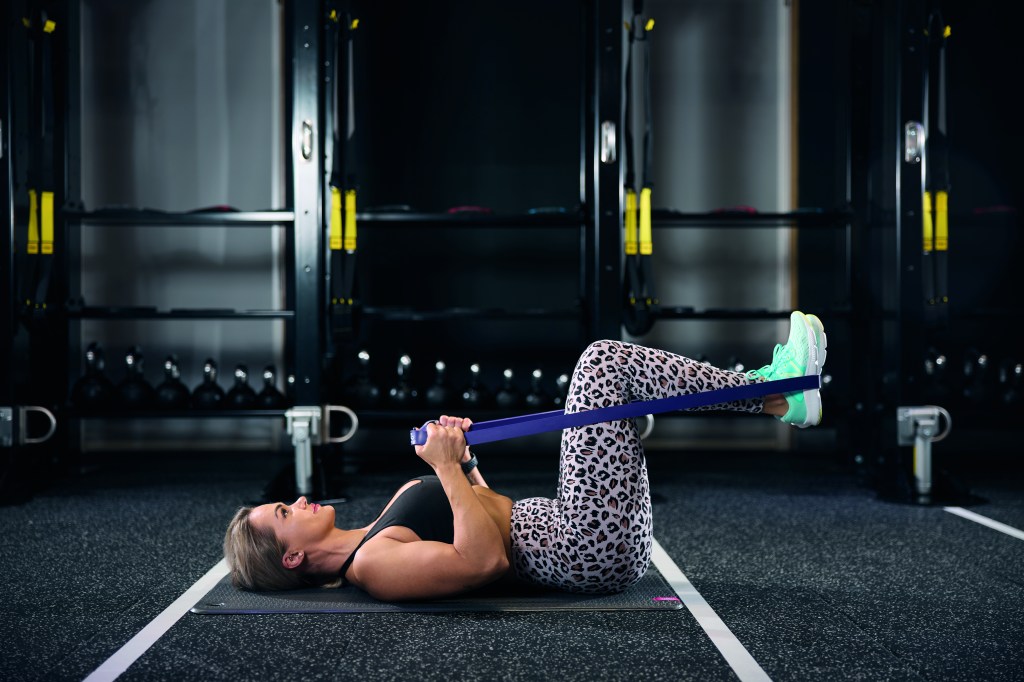 Target your glutes, legs and even abs with this core strength and lower body workout from personal trainer Ellie Adomaite